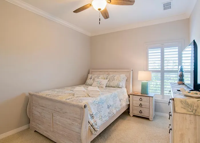 Lost Key 6608 Carlinga Dr By Pkrm Holiday home
